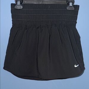 🖤Nike Skort•S•Black